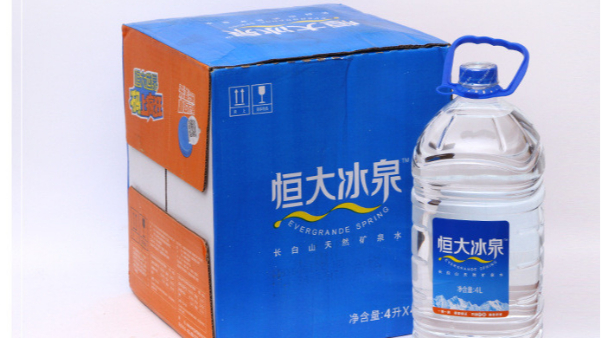 純凈水市場被各大廠壟斷，如何通過包裝設(shè)計搶奪市場？